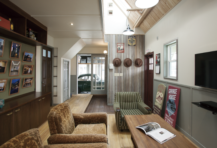 内観　玄関　写真